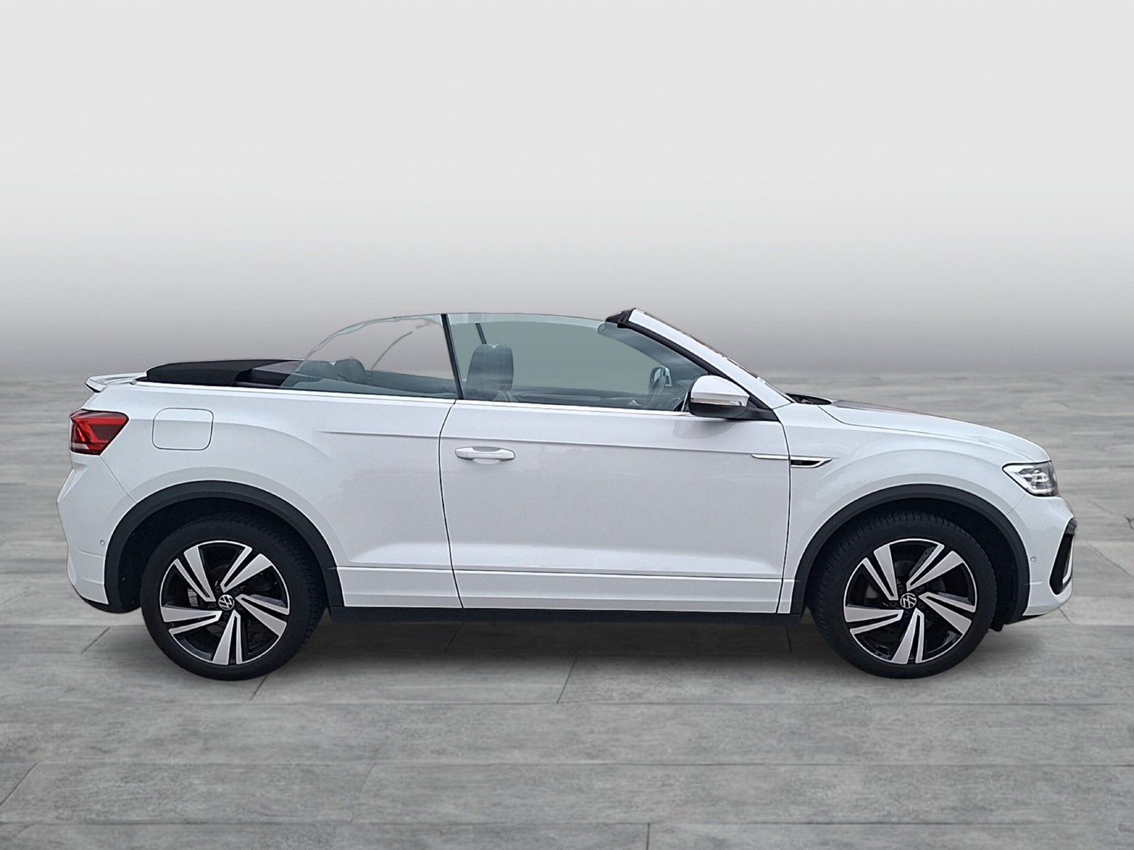 Fahrzeugabbildung Volkswagen T-Roc Cabriolet TSI R-Line DSG LEDplus Navi VC A