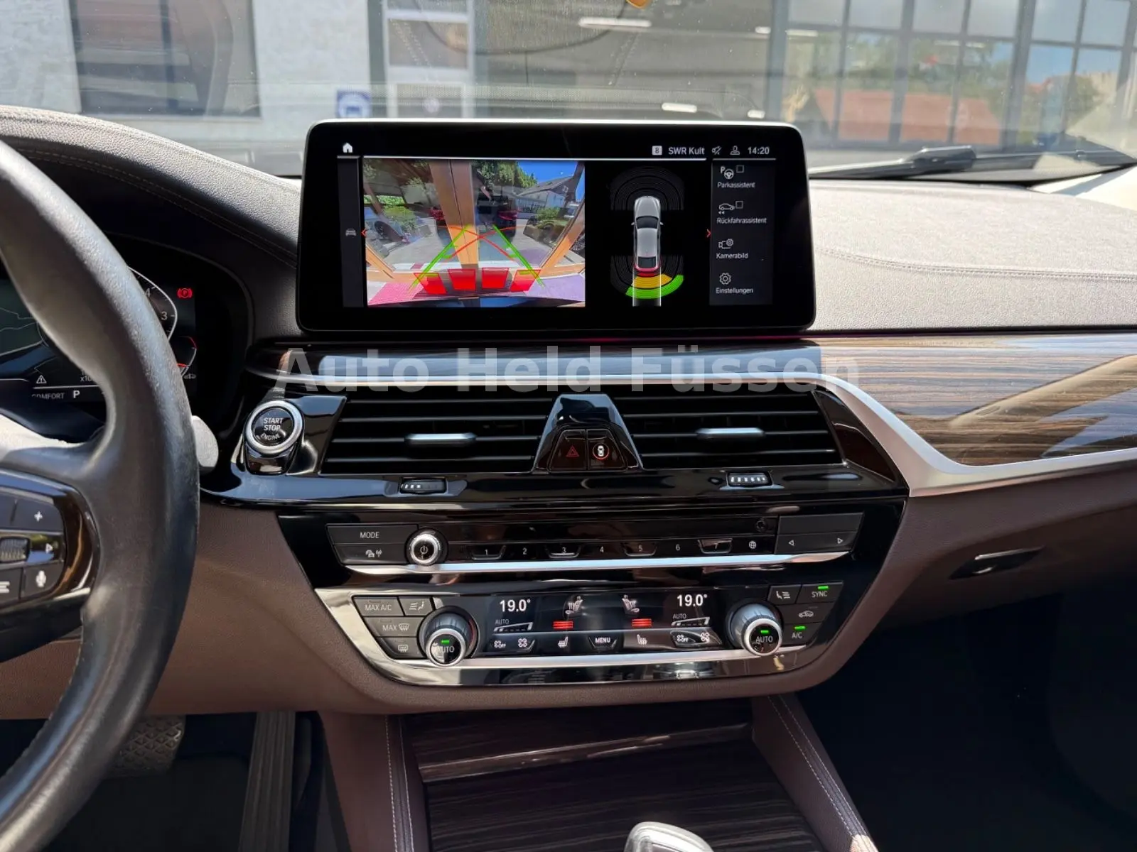 BMW 640i xDrive Gran Turismo Luxury Pano Kam HUD H/K