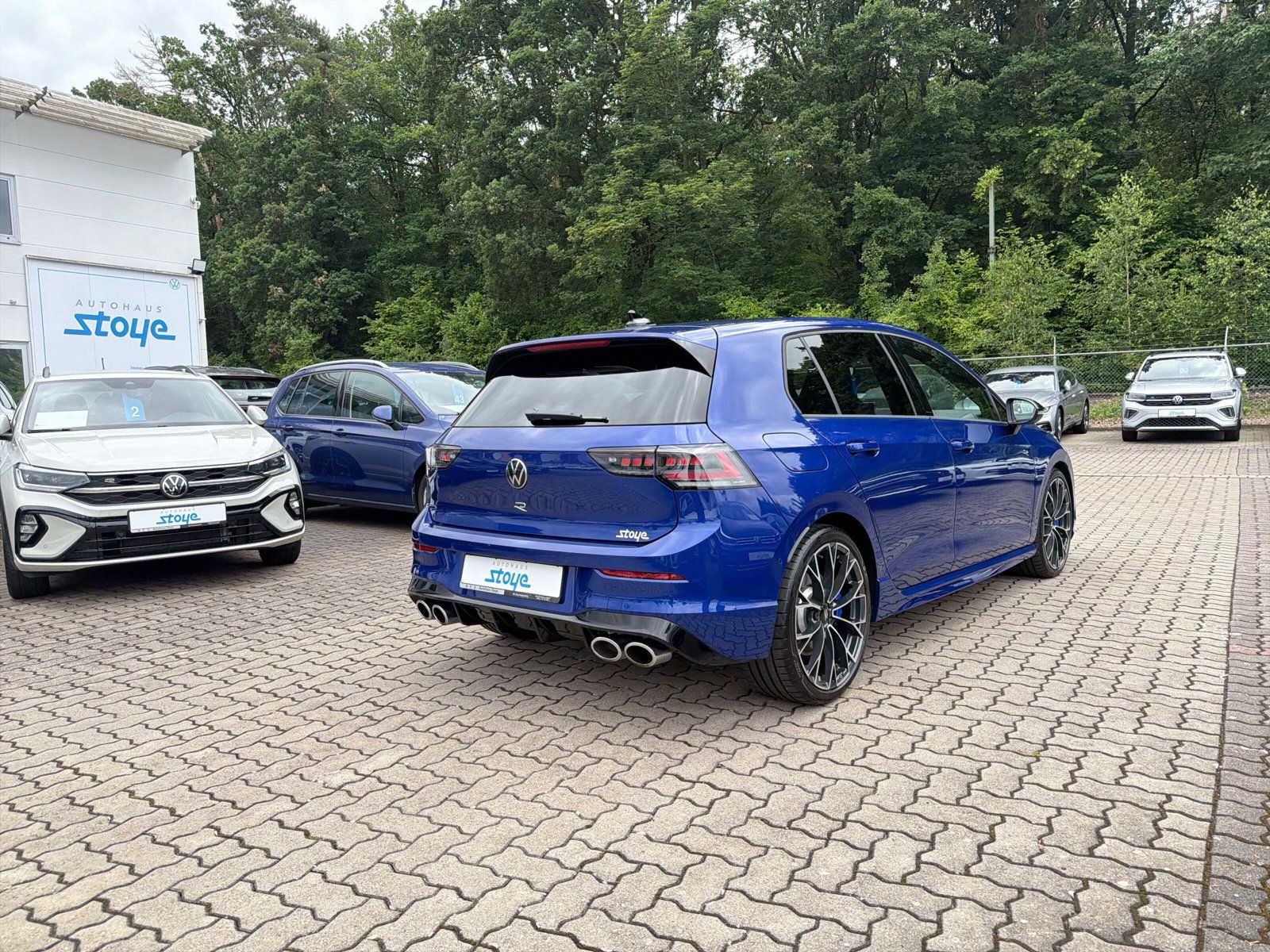 Golf R 4M Navi Black Style PANO Harmann Kardon