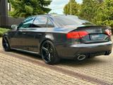 Audi A4 Lim. S line Sportpaket | plus quattro - Audi A4 aus 2010 mit Diesel-Antrieb: Limousine