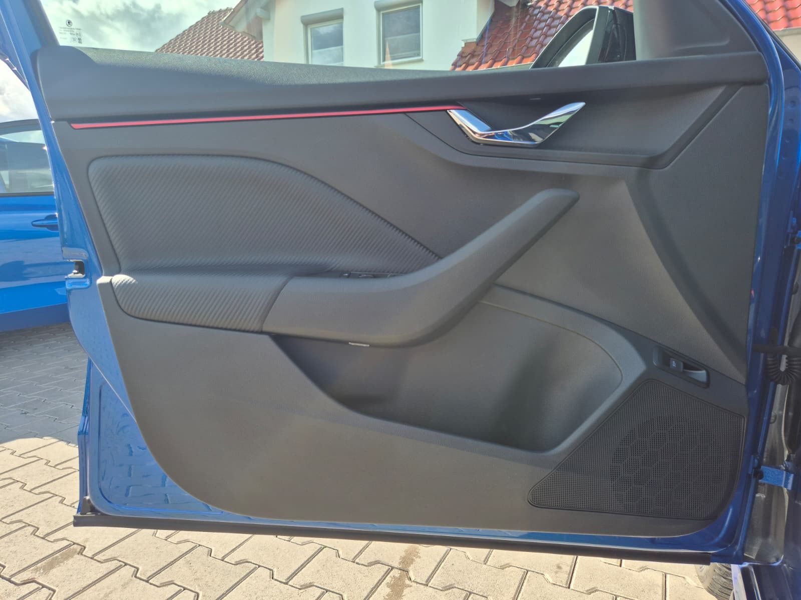 Fahrzeugabbildung SKODA Kamiq 1.5 TSI DSG Monte Carlo PANO*MATRIX*5J.GAR
