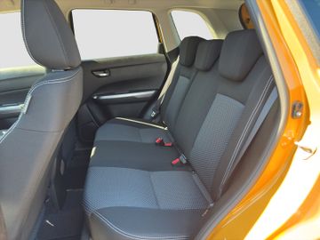 Fotografie 13 des Suzuki Vitara 1.4 Hybrid 'Comfort' | LED | NAVI