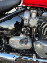 Triumph Bonneville Speedmaster  - TRIUMPH SPEEDMASTER