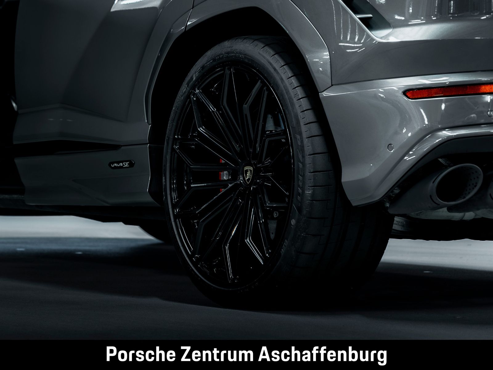 Lamborghini Urus SE V8 Panorama AHK foto 24