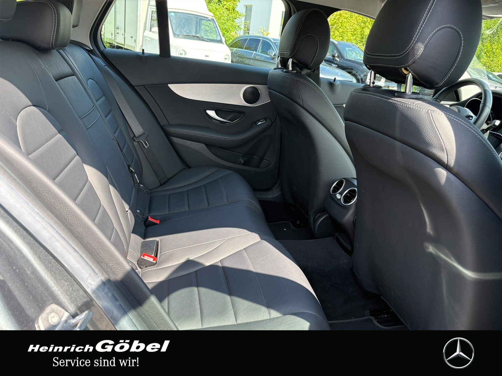 Fahrzeugabbildung Mercedes-Benz C 220 d T AVANTGARDE*LEDER*MULTIBEAM*CARPLAY*