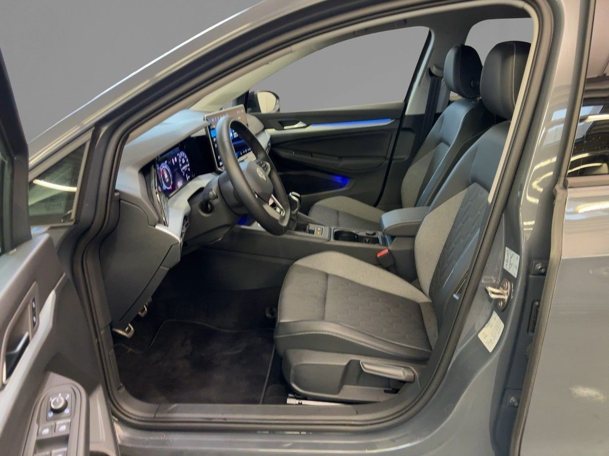 Volkswagen Golf - Bild 9