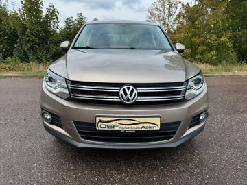 Volkswagen Tiguan - 2