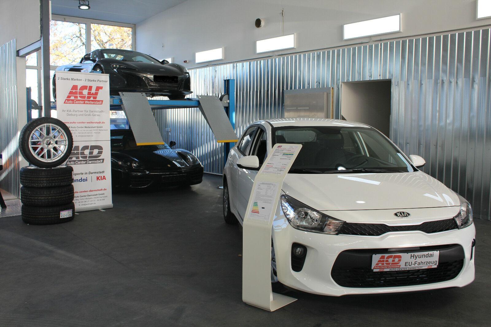 showroom-image-top