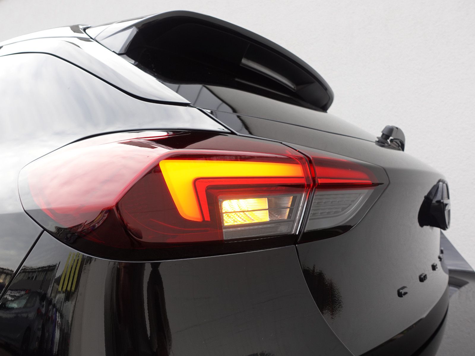 Fahrzeugabbildung Opel Corsa 1.2 Turbo GS Navi,Allwetter,Kamera,PDC,LED