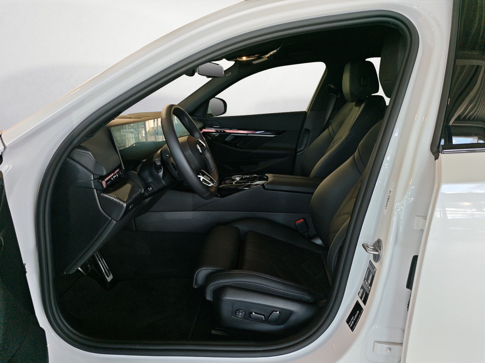 BMW 520i Touring M Sport Standheizung AHK Sitzbelüft foto 9