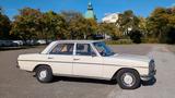 Mercedes-Benz 220 D voll restauriert Strichachter /8 W 115 - Mercedes-Benz 220 mit Diesel-Antrieb: Limousine, Schaltgetriebe
