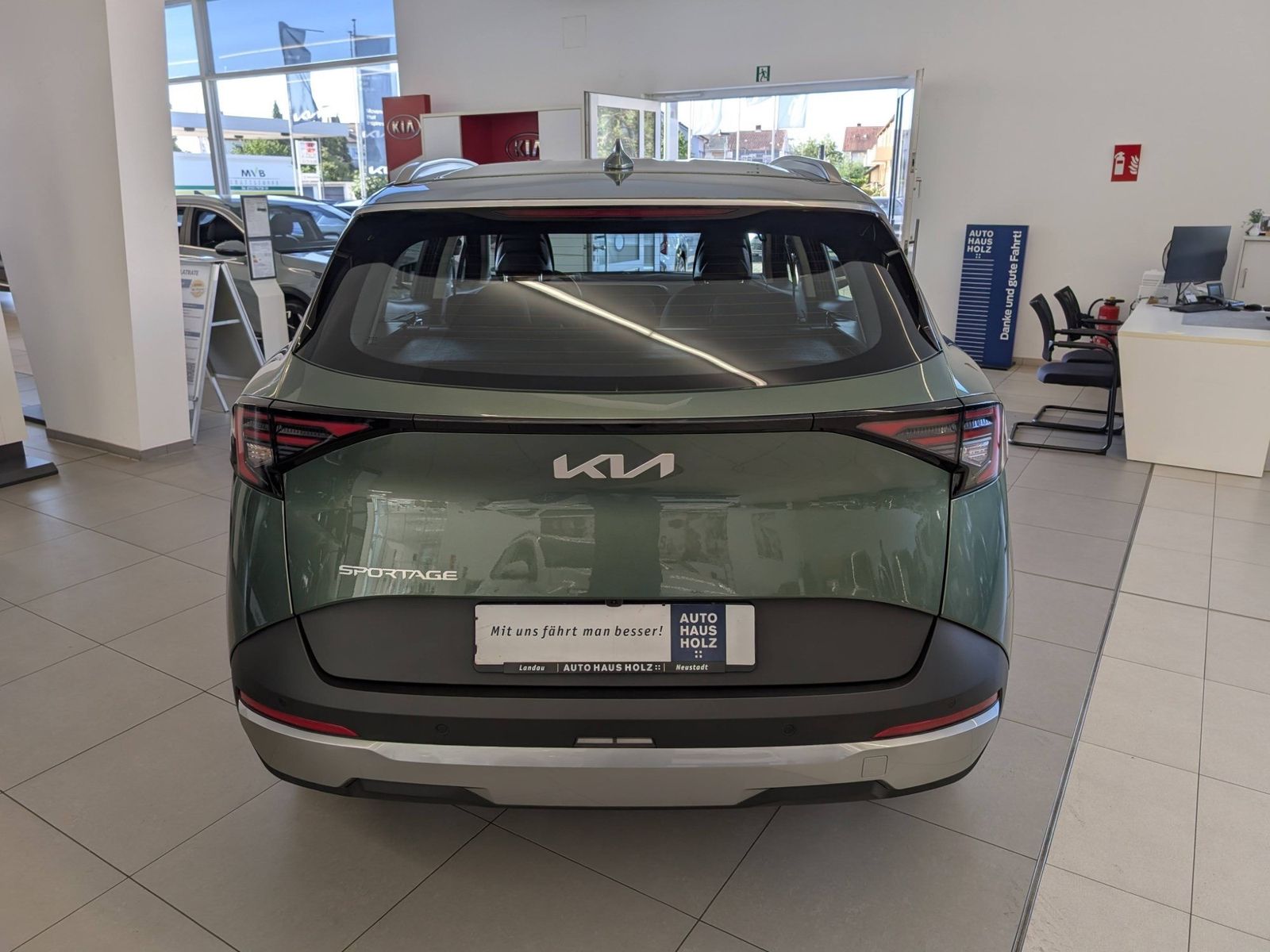 KIA Sportage 1.6 T-GDI 2WD Vision STD Navi – Bild 3