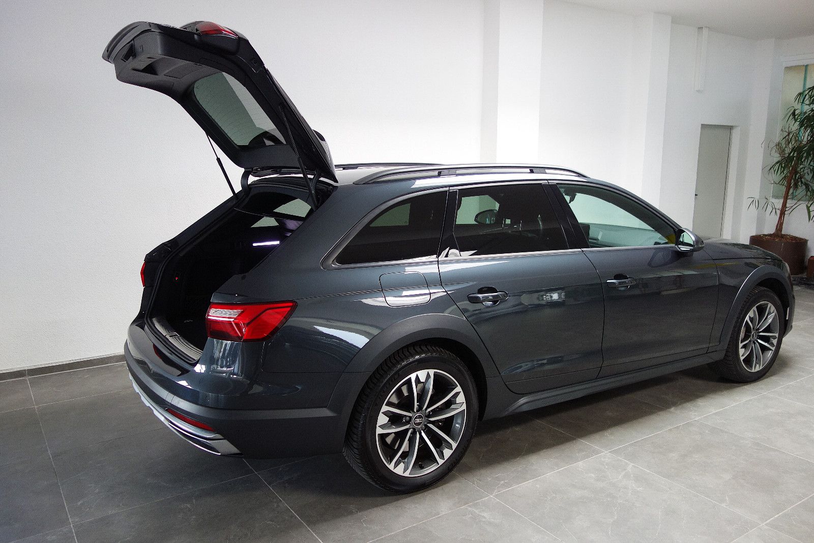 Audi A4 Allroad quattro 50 TDI Leder/MMI/virtual/AHK foto 20
