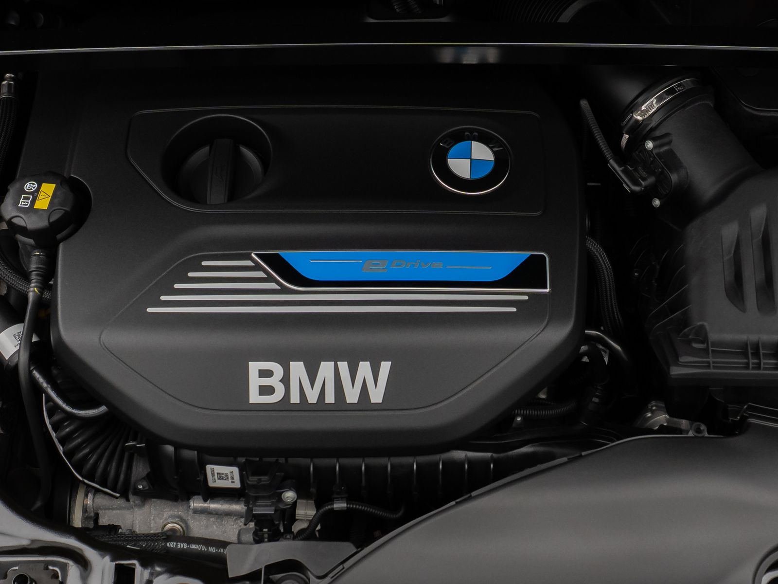 Fahrzeugabbildung BMW X1 xD25e Panorama DAB Navi Parkassistent Sport