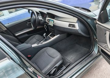 BMW 320 - 6