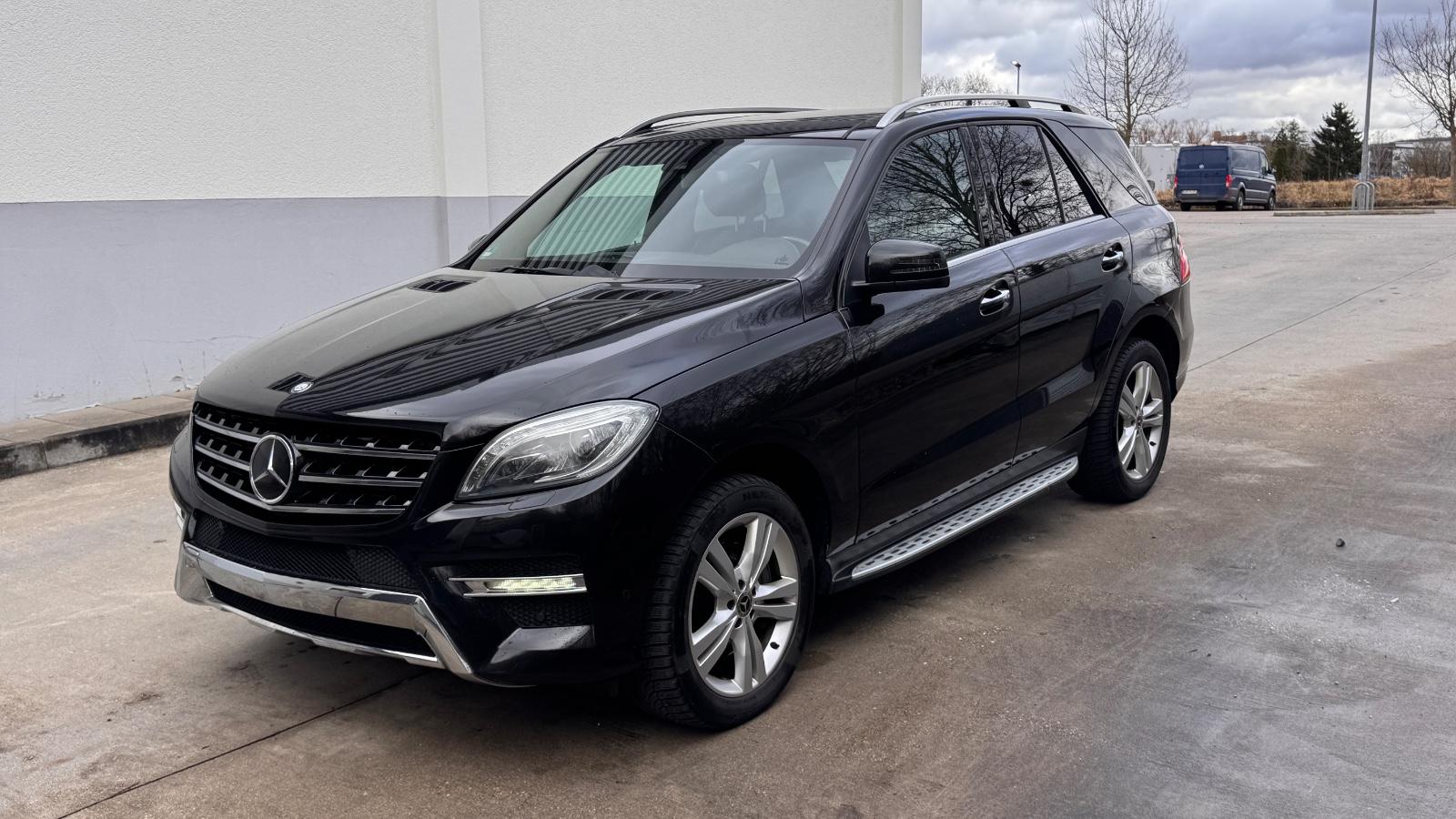 Mercedes-Benz ML 350 BlueTEC 4MATIC Edition 1 AMG