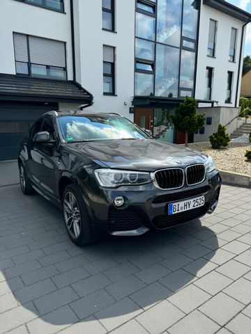 BMW X4 xDrive20d M Sport/ Voll Ausstattung