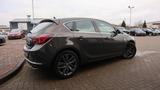 Opel Astra J Lim. 5-trg. Exklusiv - Xenon Navi AHK - Opel Astra mit Diesel-Antrieb