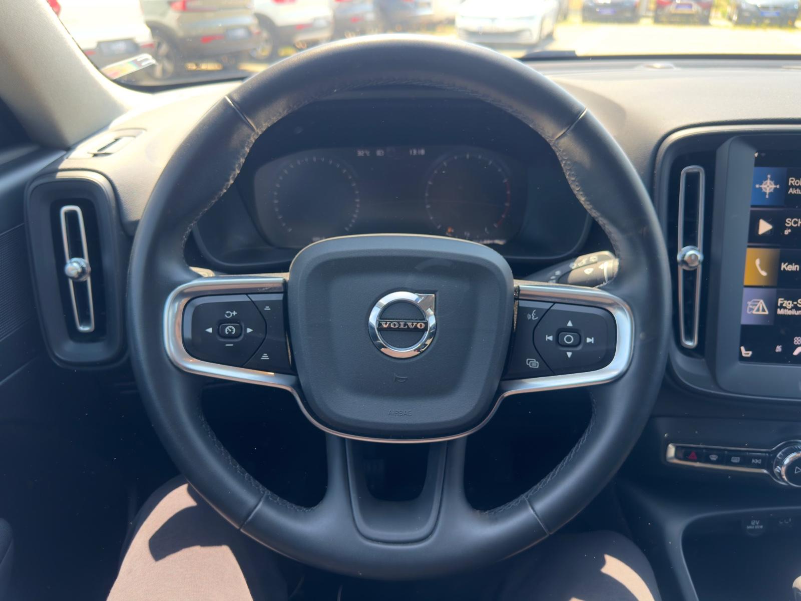 Volvo XC 40 Business & Winterpaket, 1 Hand