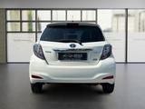 Toyota Yaris Hybrid Club *KLIMAAUT.*NAVI*RFK*PANO.*TÜV* - Toyota Yaris: Club