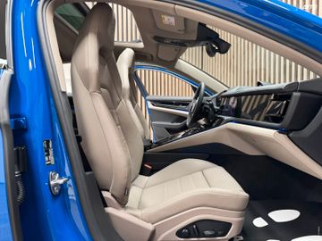 Porsche Panamera - 9