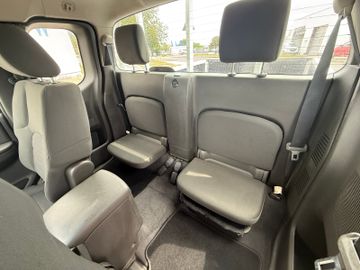 Nissan Navara - 11