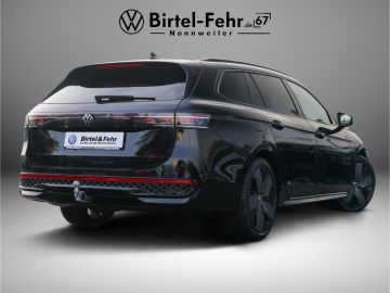 Volkswagen Passat Variant Black-Style R-Line 2.0 TDI DSG 4M