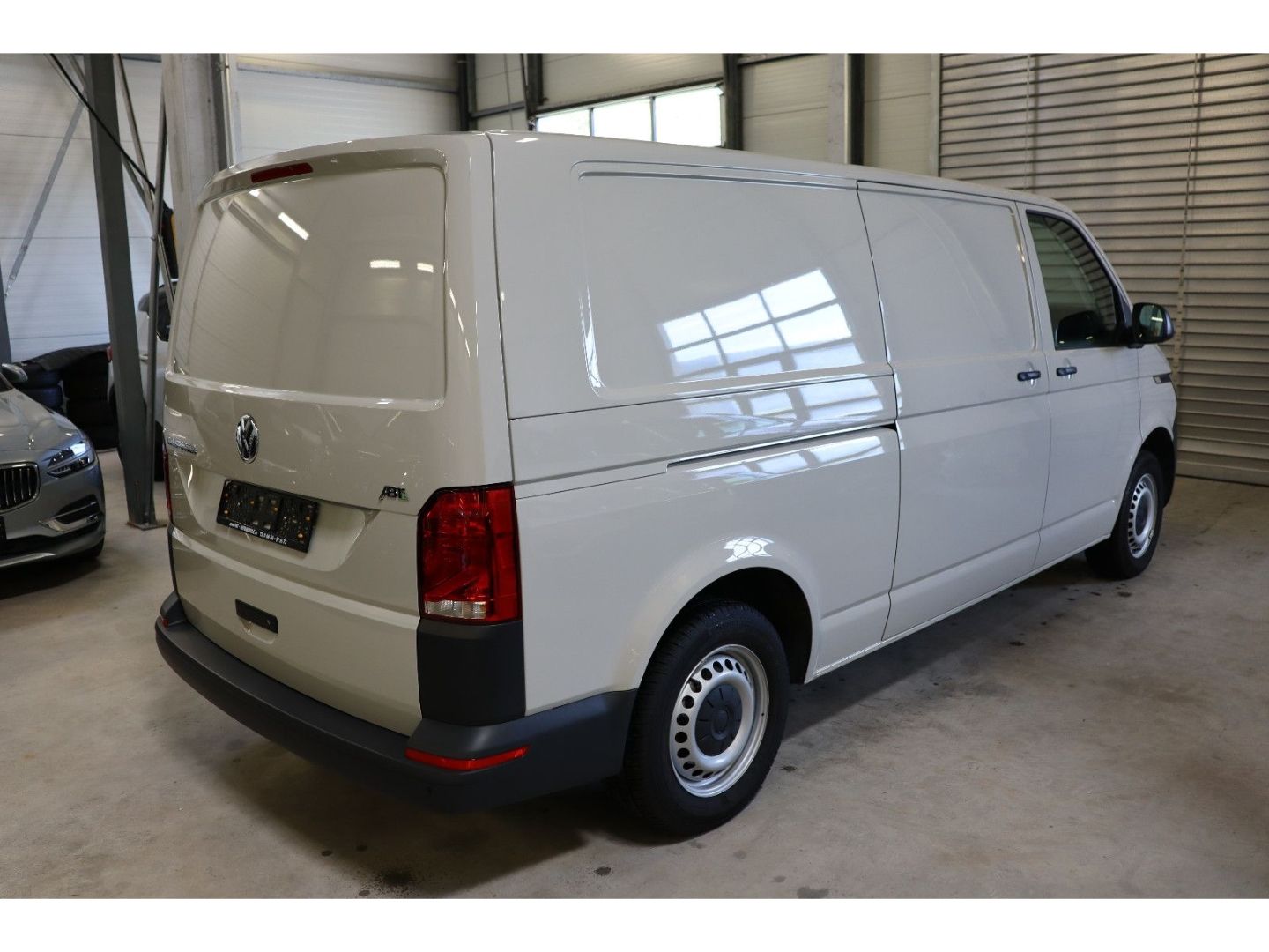 Fahrzeugabbildung Volkswagen VW T6.1 ABT e-Kasten LR DSG DAB Klima PDC 3-Sit