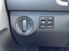 Fahrzeugabbildung Volkswagen Caddy Maxi Trend 4Motion AHK NAVI 2xSCHIEBETÜR