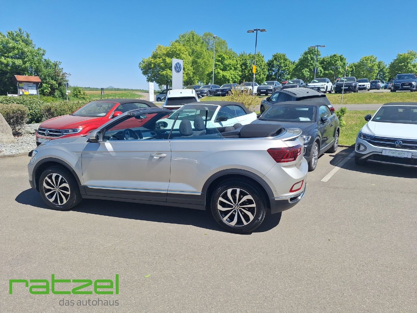Fahrzeugabbildung Volkswagen T-Roc Cabriolet Style 1.0 TSI LED ACC App Connec