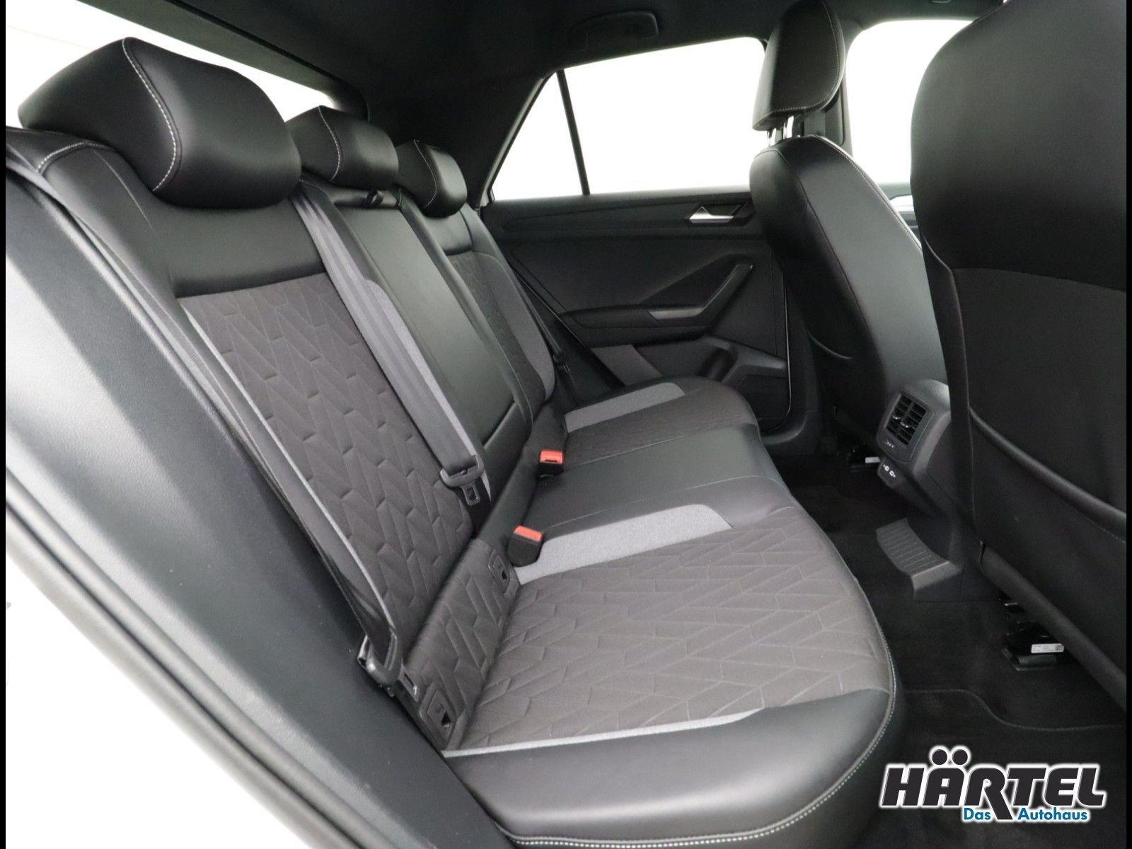 Volkswagen T-Roc - Bild 6