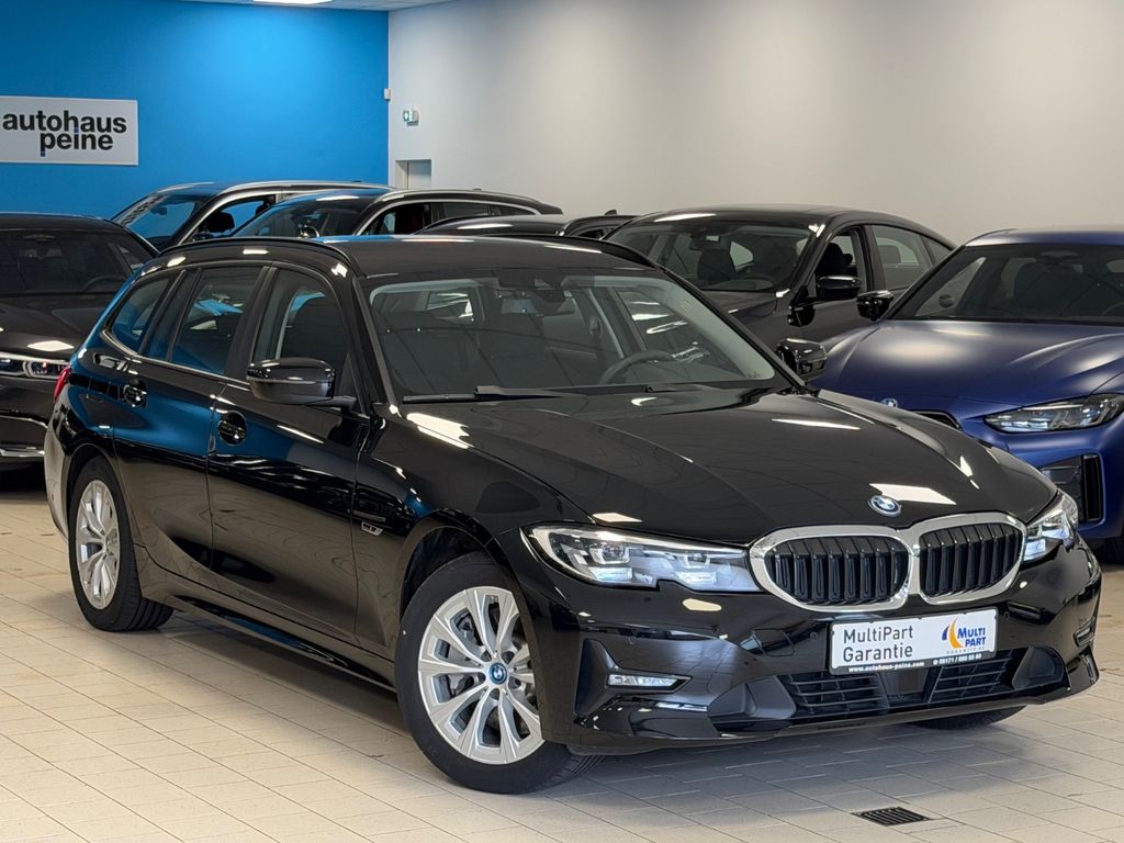 Image of BMW 330