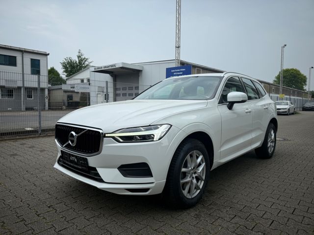 Volvo XC60 Momentum Pro AWD
