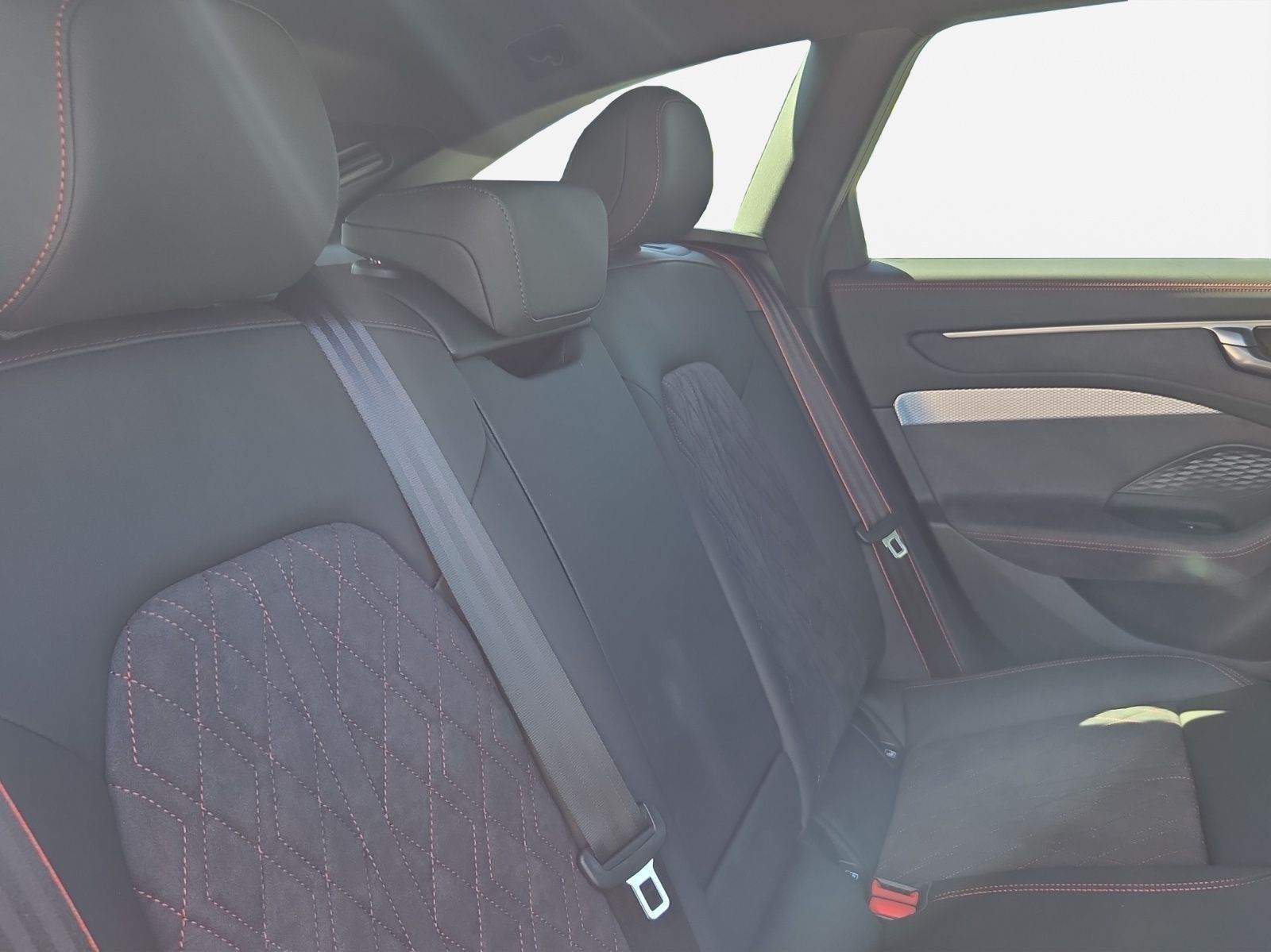 Audi A6 - Bild 16