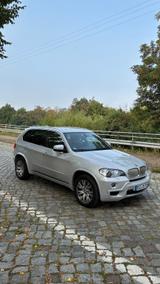 BMW X5 3.0sd - Individual Perlsilber Xenon AHK Navi - BMW X5: 0sd