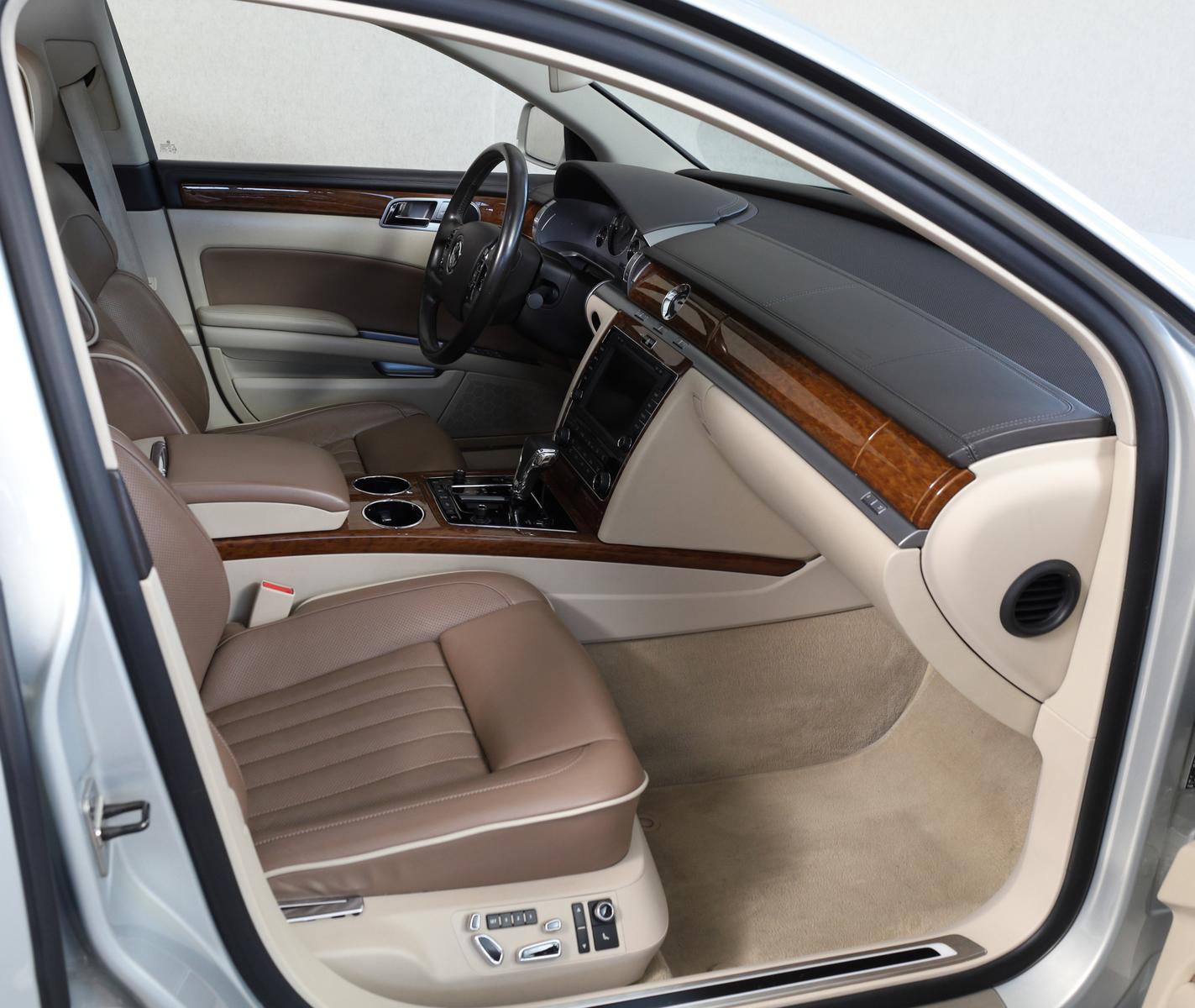 Volkswagen Phaeton V6 TDI 5-Sitzer 4Motion*Exclusiv*4x Mass