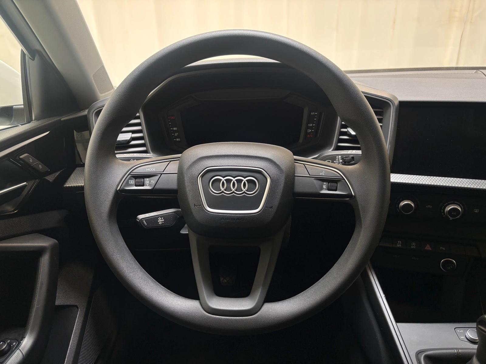Audi A1 30 citycarver Sitzhzg. PDC Klima USB, миниатюра 10