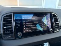 Skoda Karoq Sportline 2.0 TDI DSG 4x4 STHZG AHK 5JGAR! bei Autohaus Landmann & Maier OHG