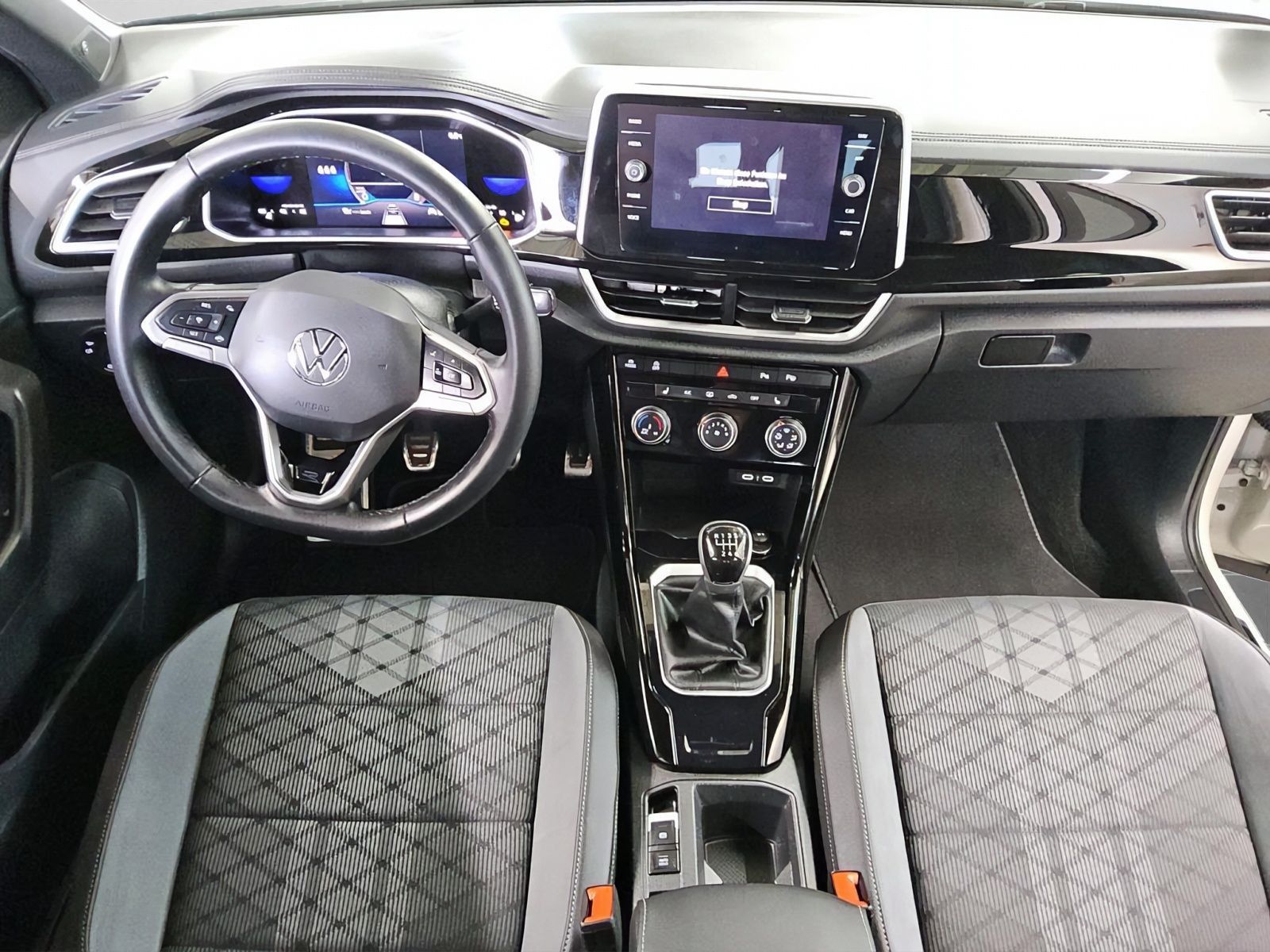 Volkswagen T-Roc - Bild 4