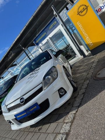 Opel Astra H GTC OPC Nürburgring Edition