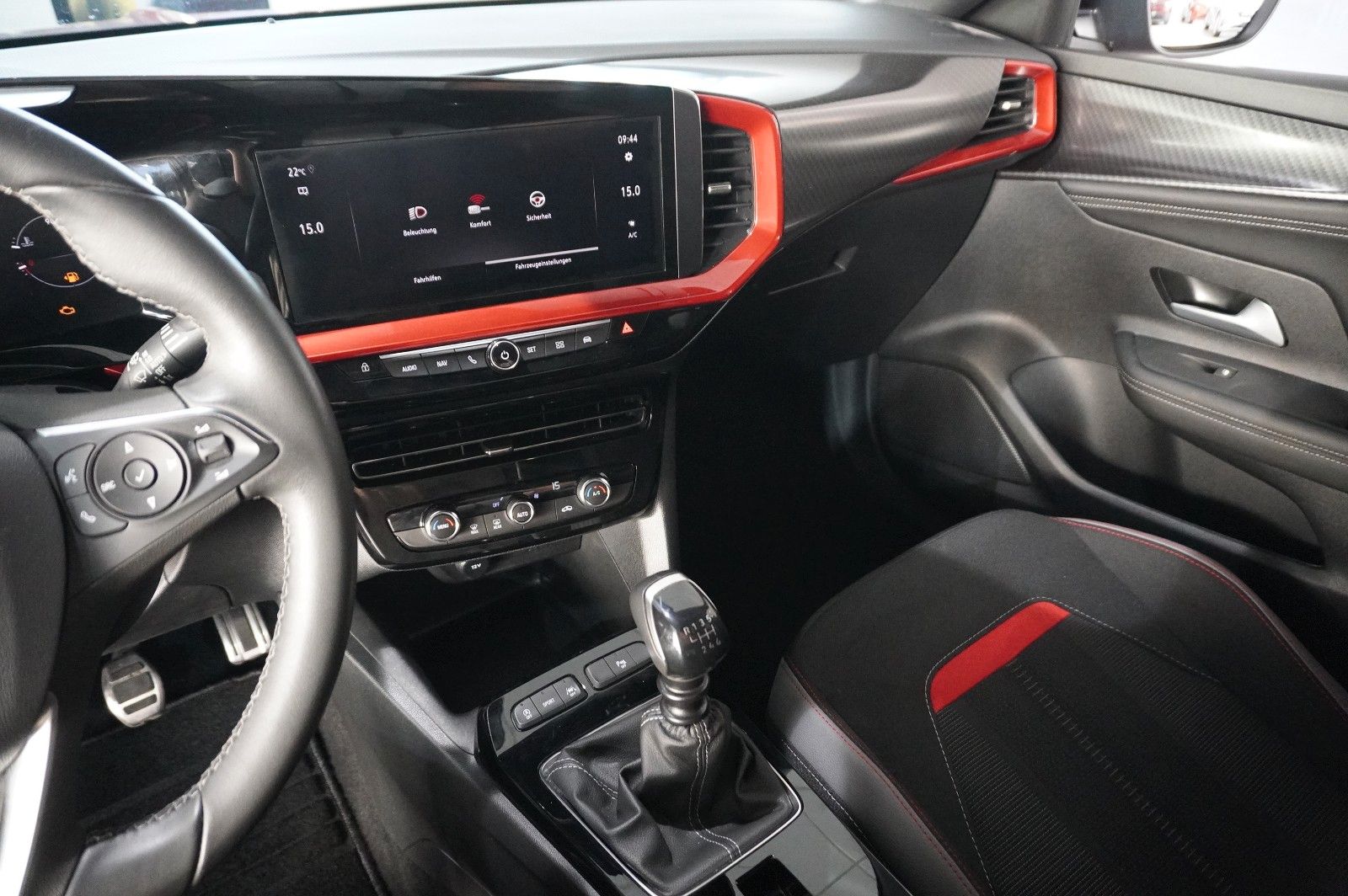 Fahrzeugabbildung Opel Mokka GS SPORT 1.2T NAVI/LED/KAMERA/SPORT/DAB+