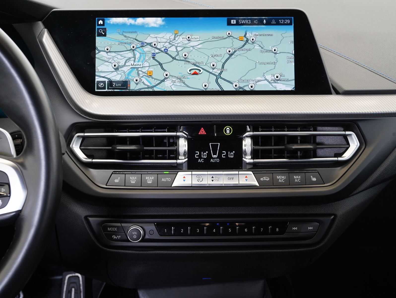 Fahrzeugabbildung BMW 120 i M SPORT SHADOW/HIFI/LIVE-COCKPIT/CARPLAY