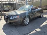 Audi A4 Cabriolet 2.7 TDI - Audi A4 mit Diesel-Antrieb: Cabrio, 2.7