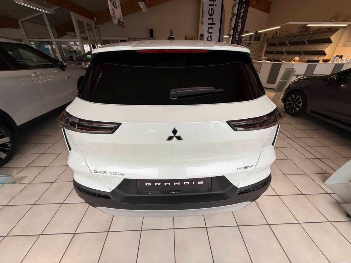 Fahrzeugabbildung Mitsubishi Grandis Intro Edition 1.8 Hybrid