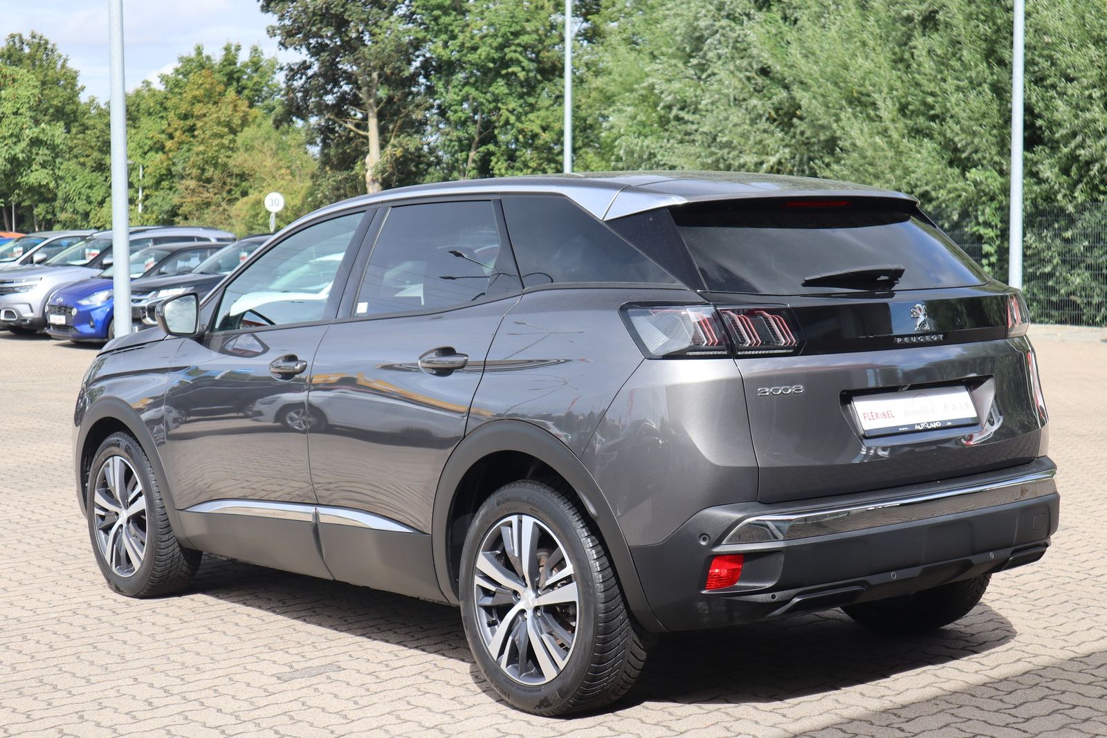 Peugeot 3008 1.2 e-THP Allure Pack LED Navi Sitzheizung imagem 3