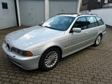 BMW 530i A Exclusive Touring - BMW 530 aus 2001