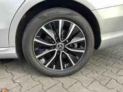 Fahrzeugabbildung Mercedes-Benz C 200d Exclusive Multibeam Schiebedach Sitzhzg