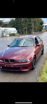 BMW E39 V8 535i Export - BMW 535: E39 535i