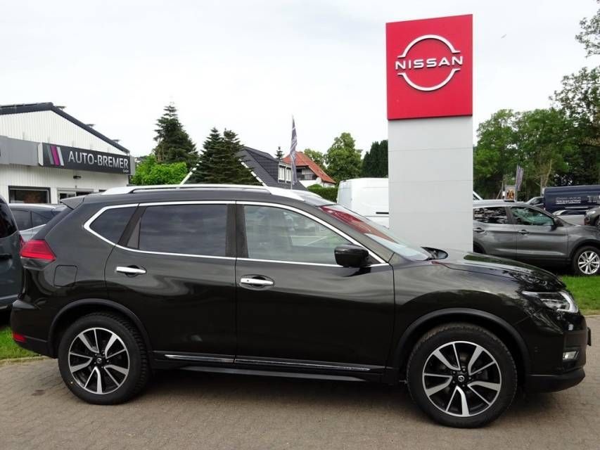 Fahrzeugabbildung Nissan X-Trail 2,0 dCi  Automatik  Tekna 4*4 AHK