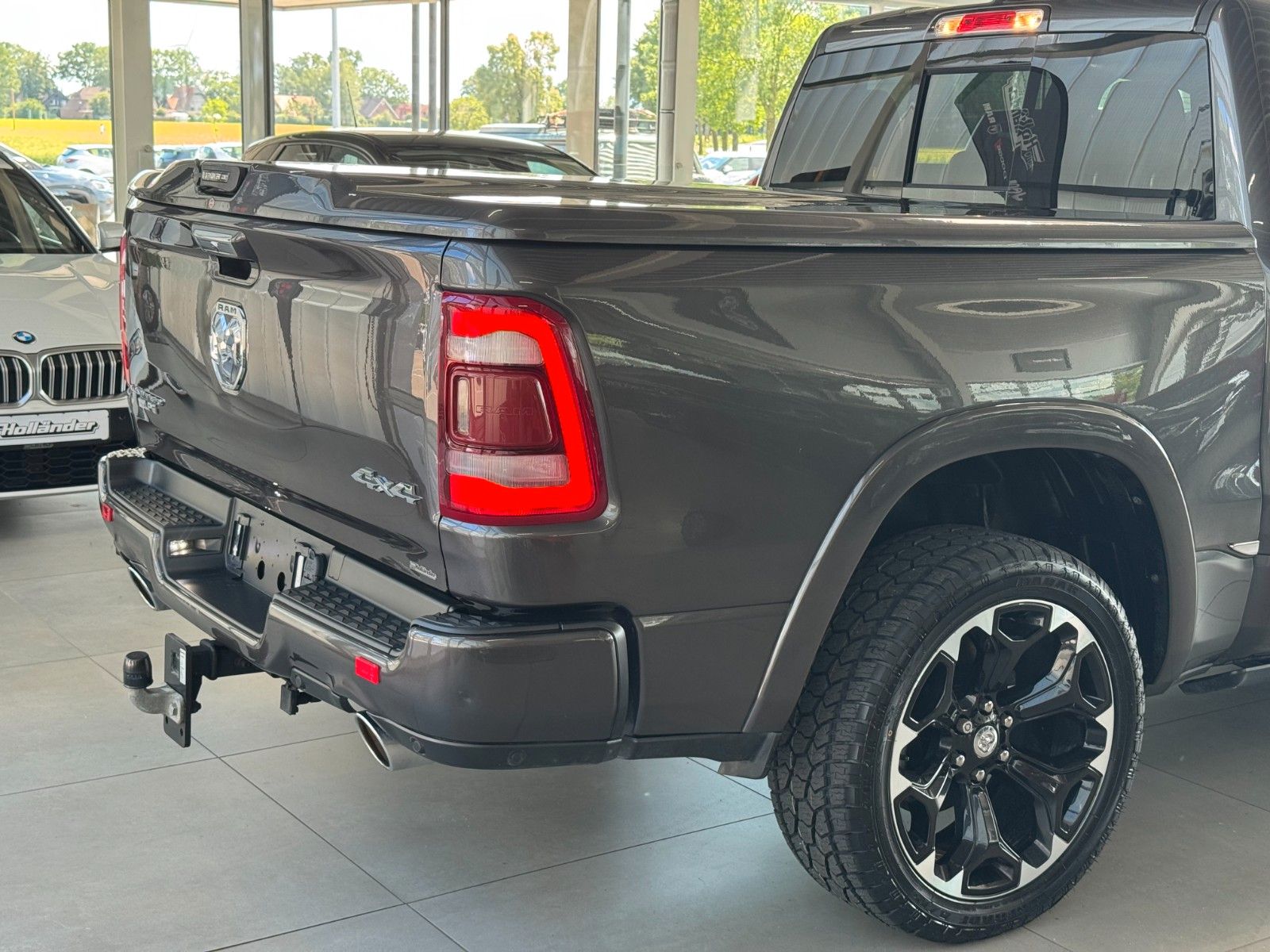 Fahrzeugabbildung Dodge RAM 5,7 Limited LPG "200 Liter-Tank  AHK LRA"
